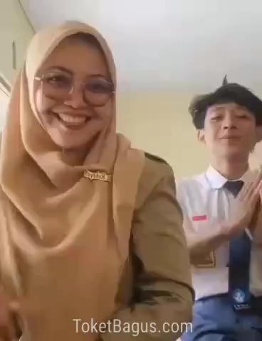 Guru Agama Dan Murid Di Grobogan Viral TikTok